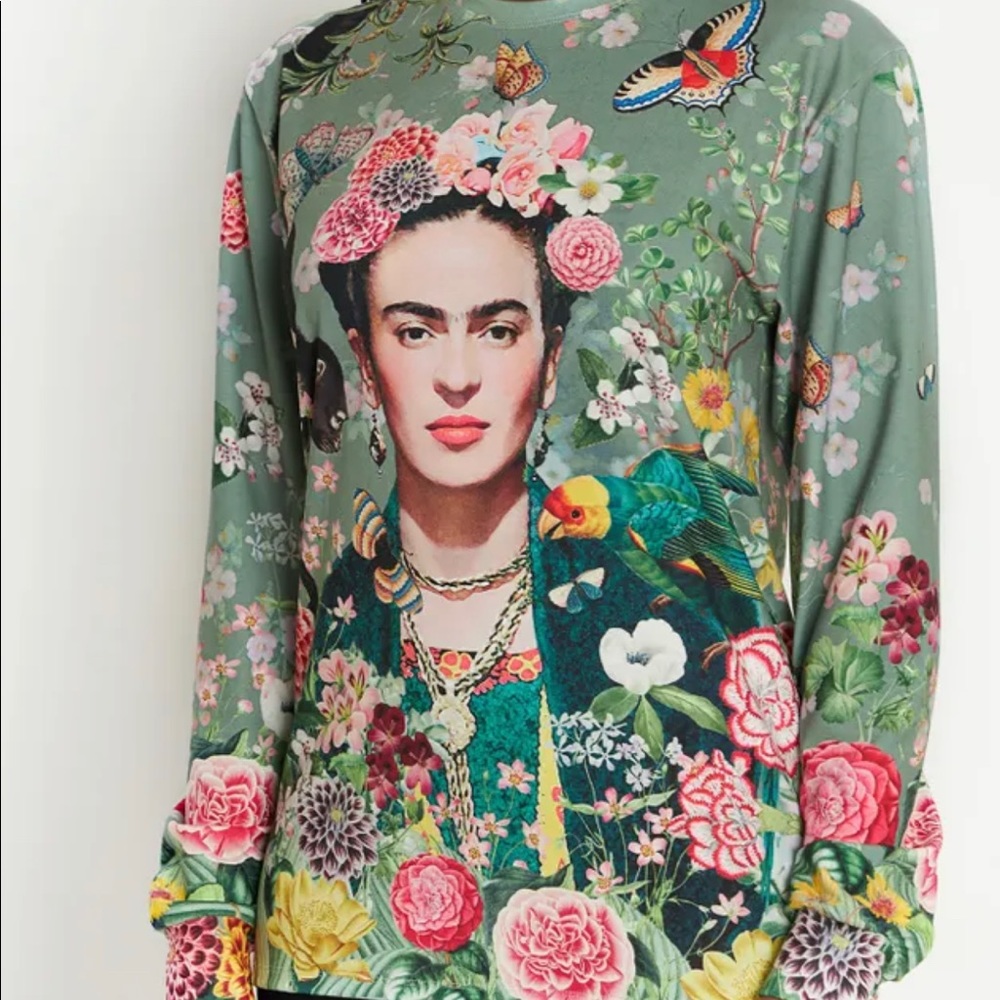 Frida blackmilk long sleeve